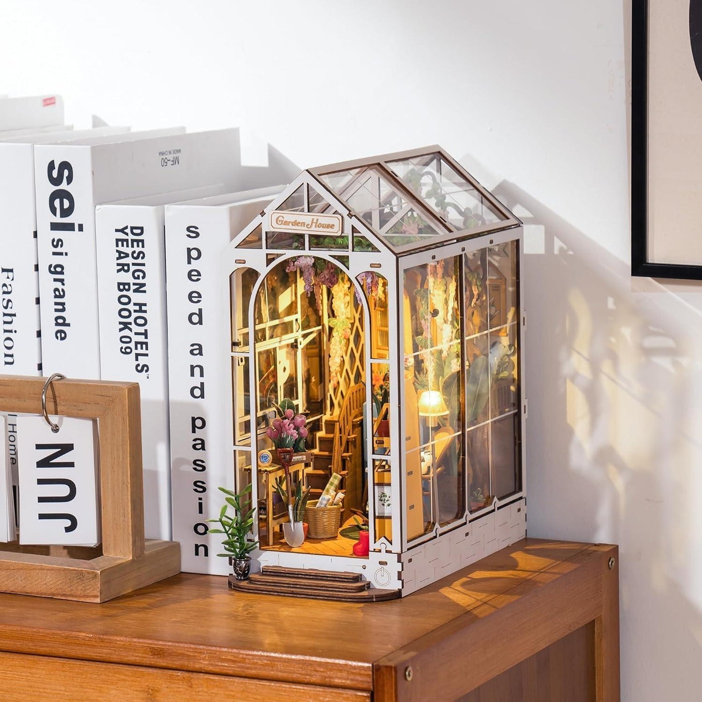 ROBOTIME Book Nook Kit Gardenhouse with LED Lights, DIY Miniature Dolls House Kit 3D Wooden Puzzle Bookend Booknook Book Shelf Decoration Gift